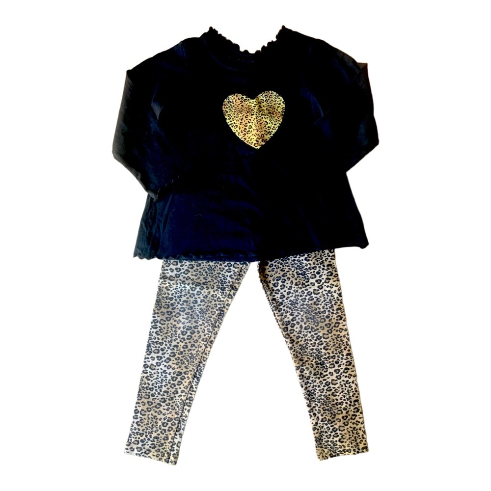 WEE WINTER WOOLIES VINTAGE - Flap Happy - Leopard Heart Pant Set -Size 6X